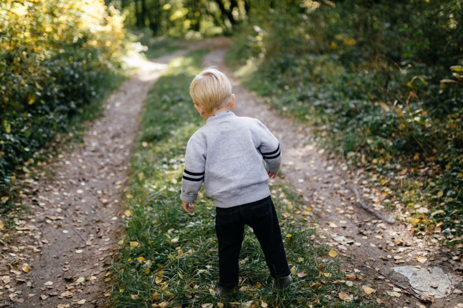 Çocuklarda İçe Dönük Yürüme